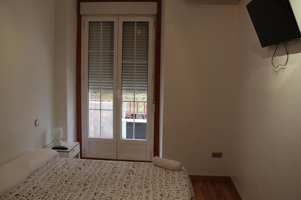 Apartamentos Good Stay Prado Madrid Zimmer foto